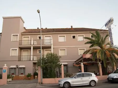 Restaurante Berlanga فندق *