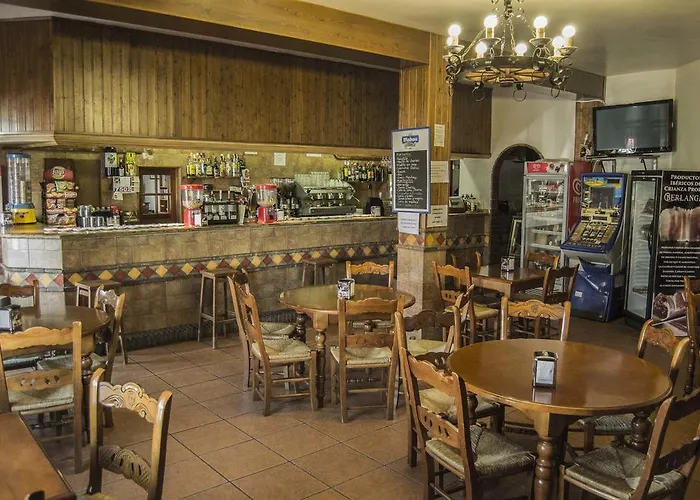 Restaurante Berlanga מלון *