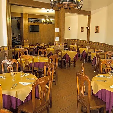 Restaurante Berlanga Готель Ронда